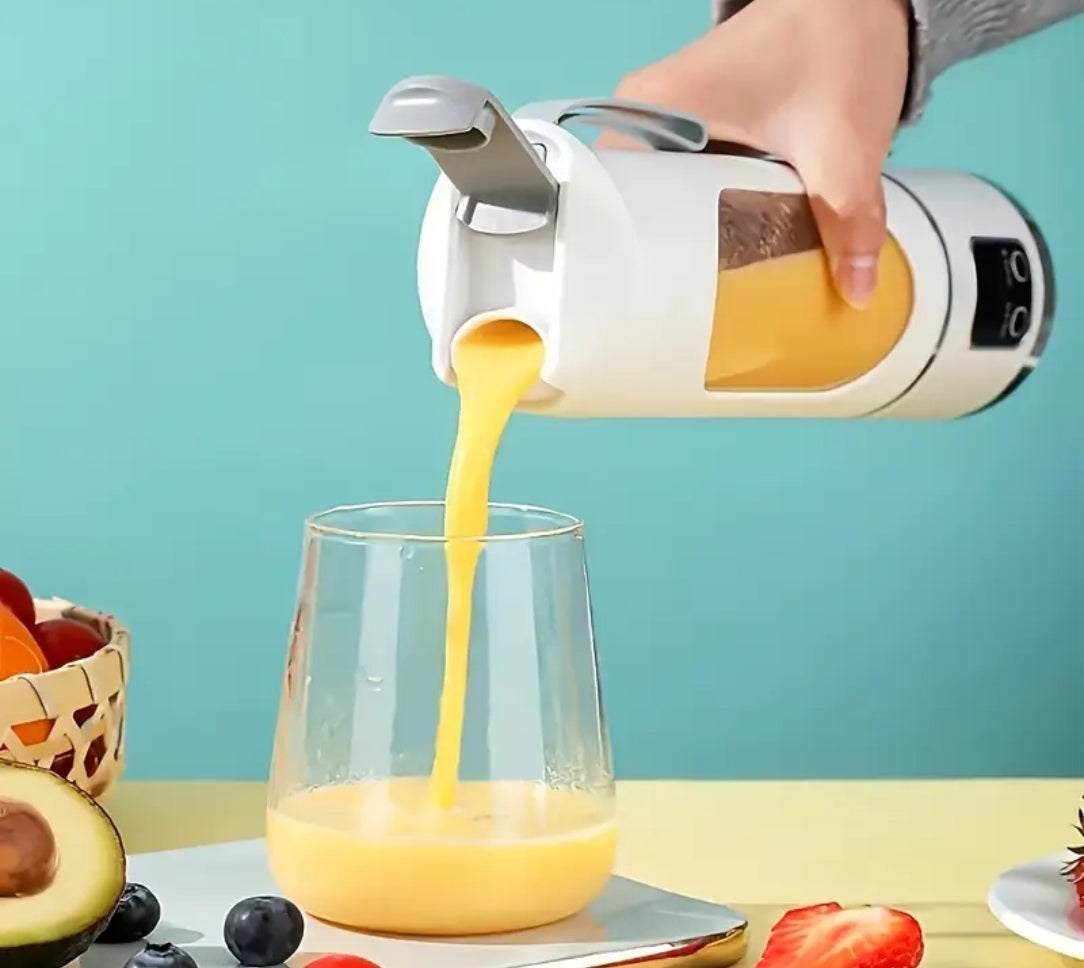 Portable Smoothie Blender – Blend Anywhere, Anytime